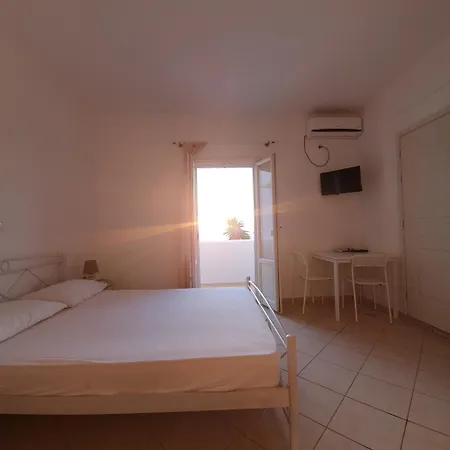 Agiassos Naxos Apartments Room photo
